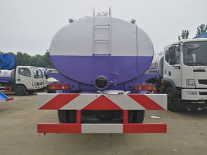 自贡东风4方5方吸粪车价格与现车订购指南 高效清理化粪池的理想选择